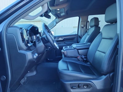 2025 GMC Sierra 1500 Crew Cab Short Box 4-Wheel Drive SLT