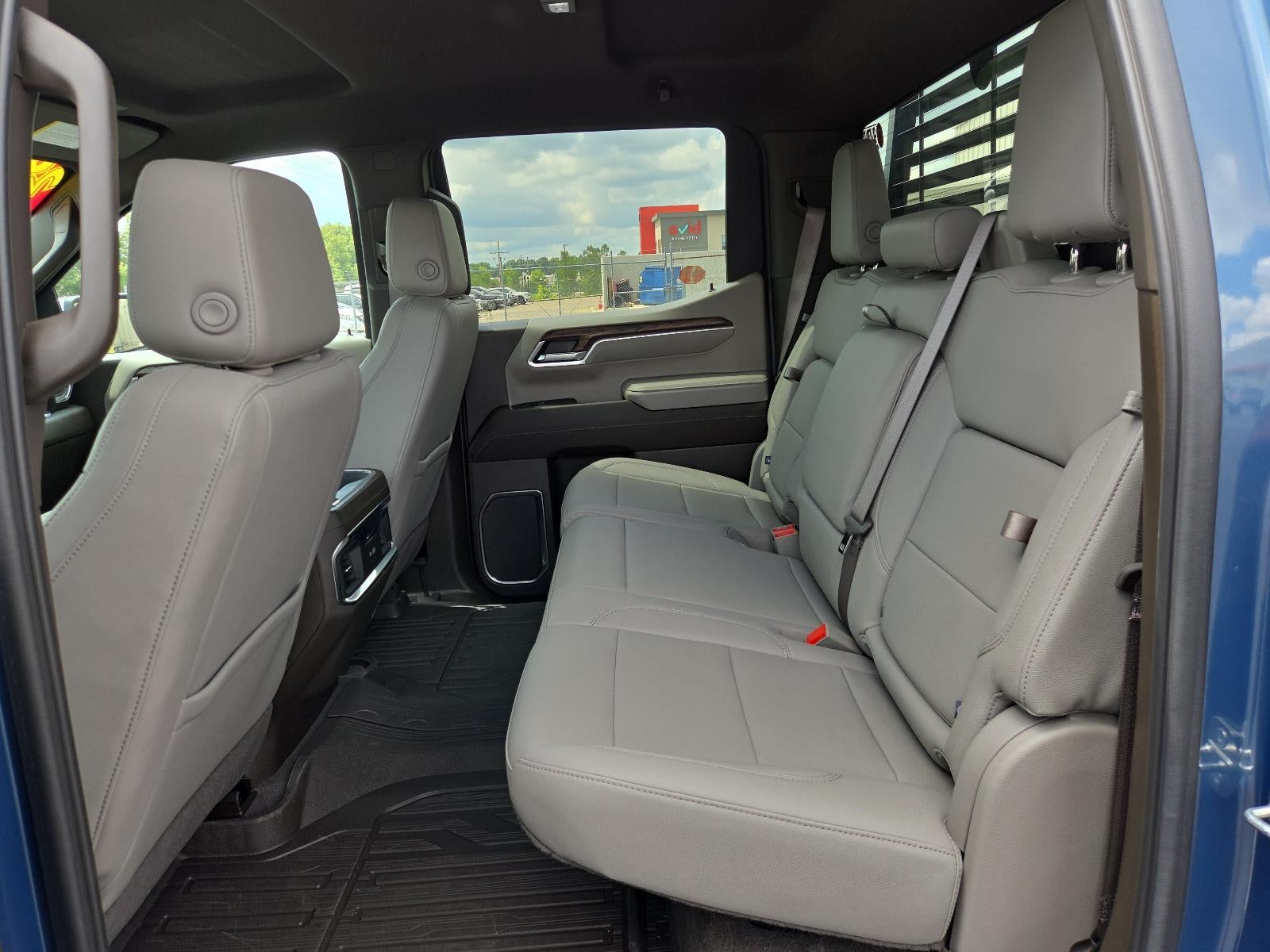 2024 GMC Sierra 1500 Crew Cab Short Box 4-Wheel Drive SLT