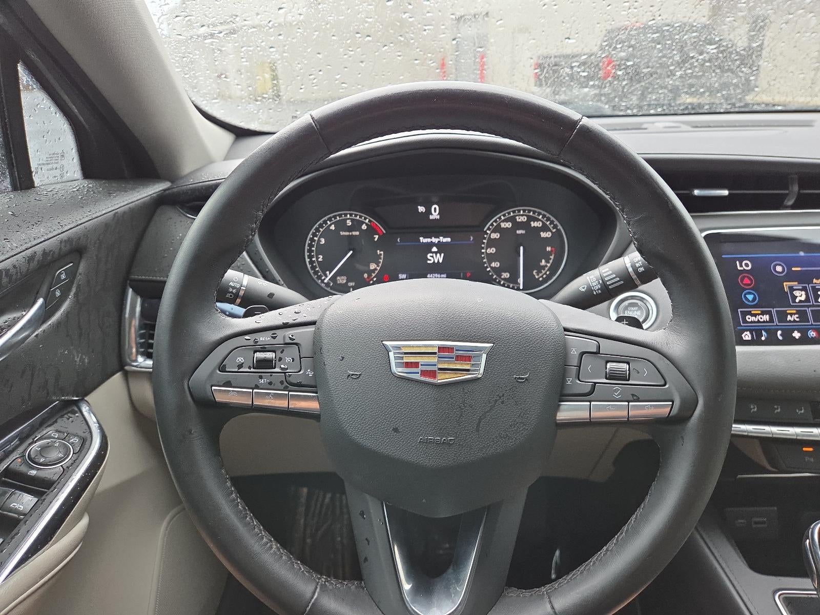 2023 Cadillac XT4 FWD 4dr Luxury