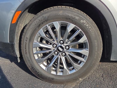 2024 Cadillac XT4 FWD 4dr Premium Luxury