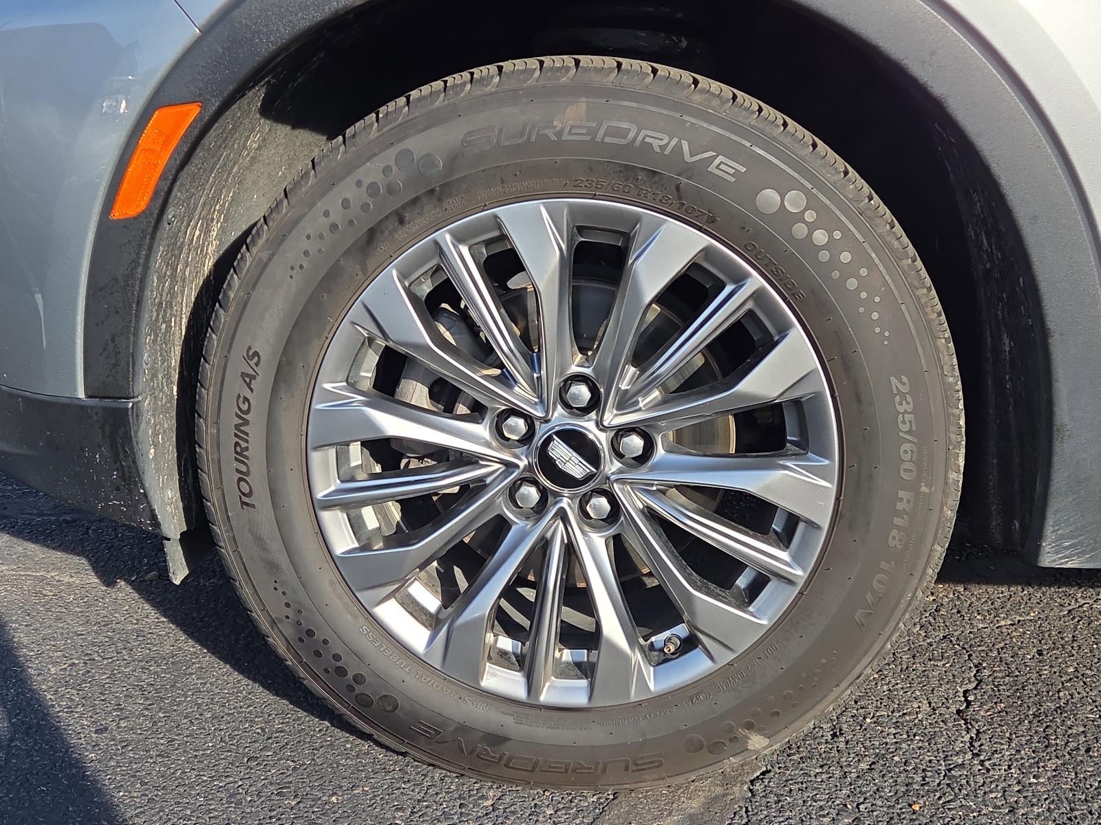 2024 Cadillac XT4 FWD 4dr Premium Luxury