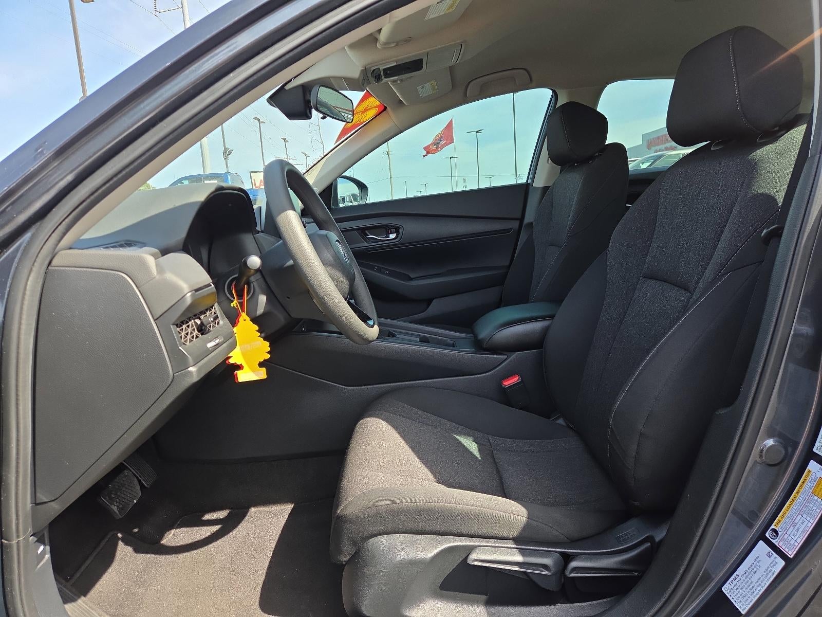 2023 Honda Accord Sedan LX CVT