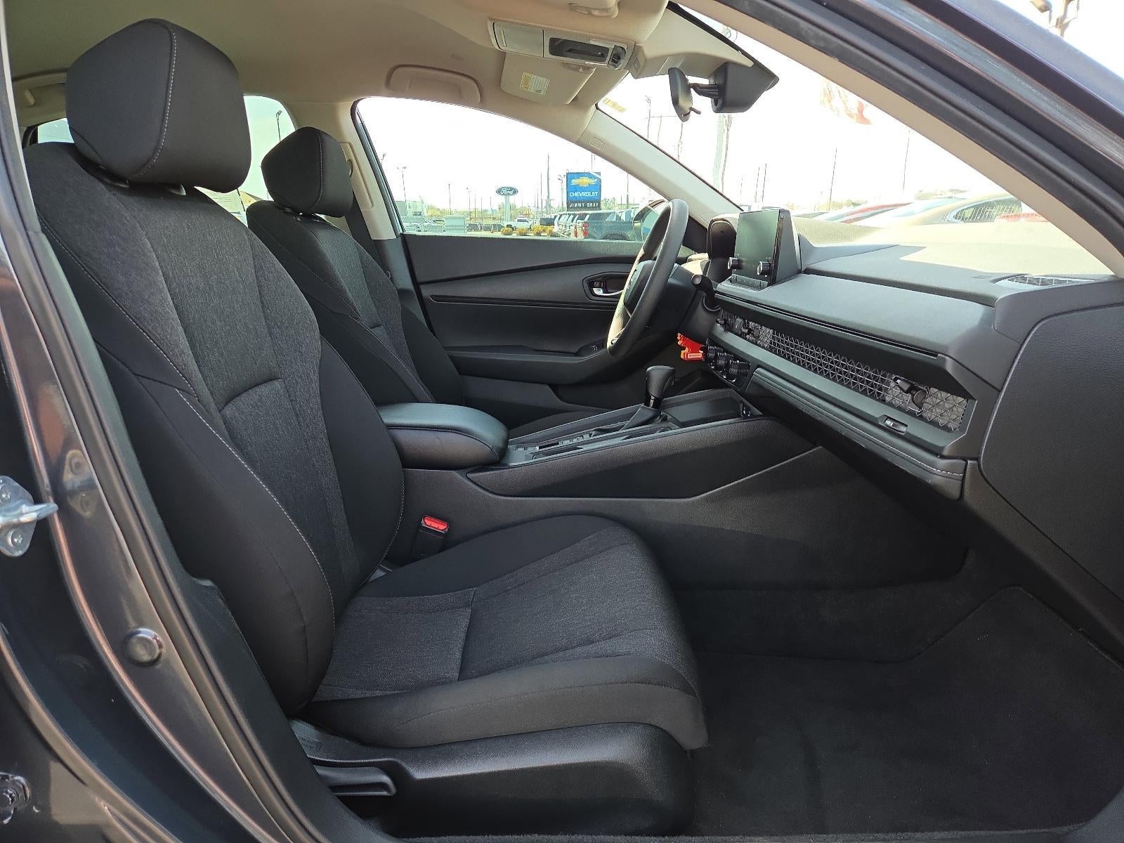 2023 Honda Accord Sedan LX CVT