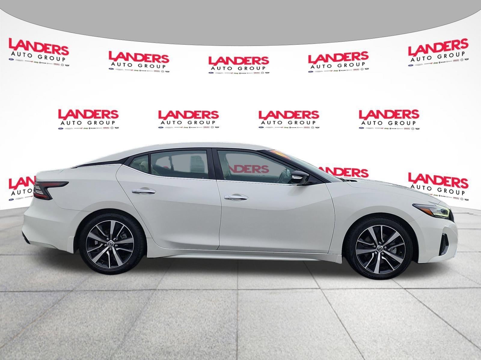 2022 Nissan Maxima SV CVT