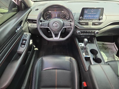 2021 Nissan Altima 2.0 SR Sedan