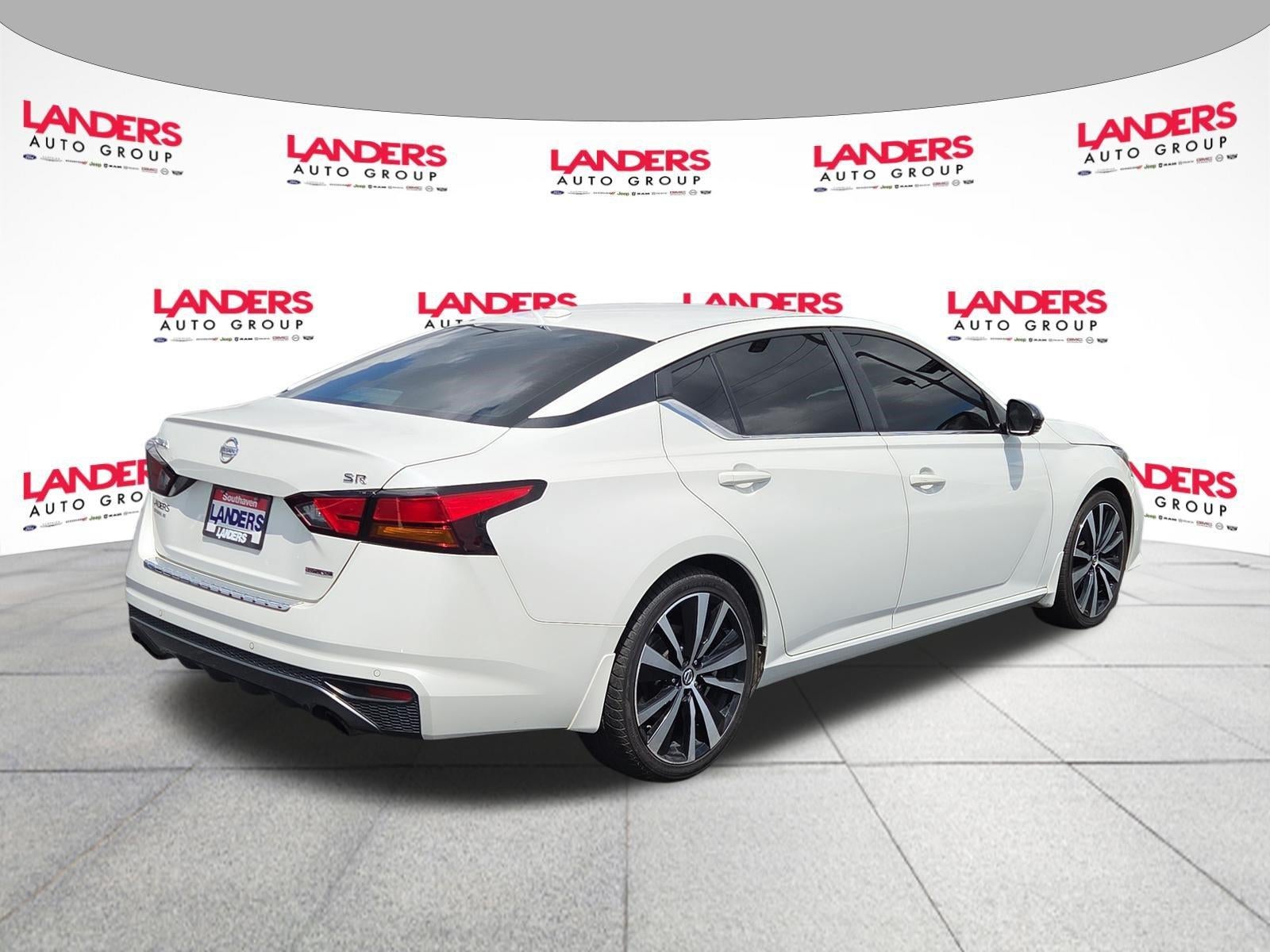 2021 Nissan Altima 2.0 SR Sedan