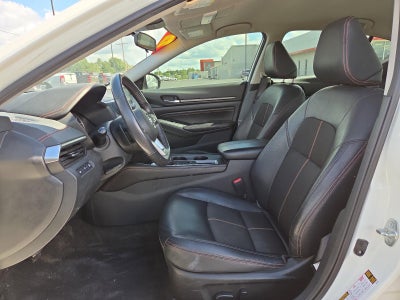 2022 Nissan Altima 2.5 SR Sedan