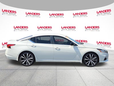 2022 Nissan Altima 2.5 SR Sedan