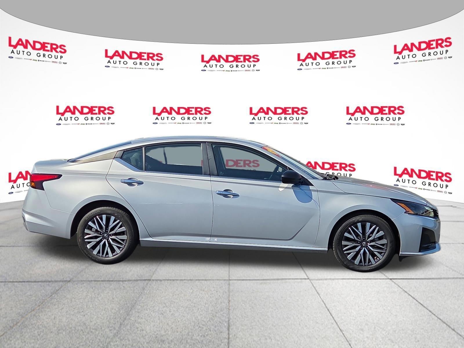 2024 Nissan Altima 2.5 SV Sedan