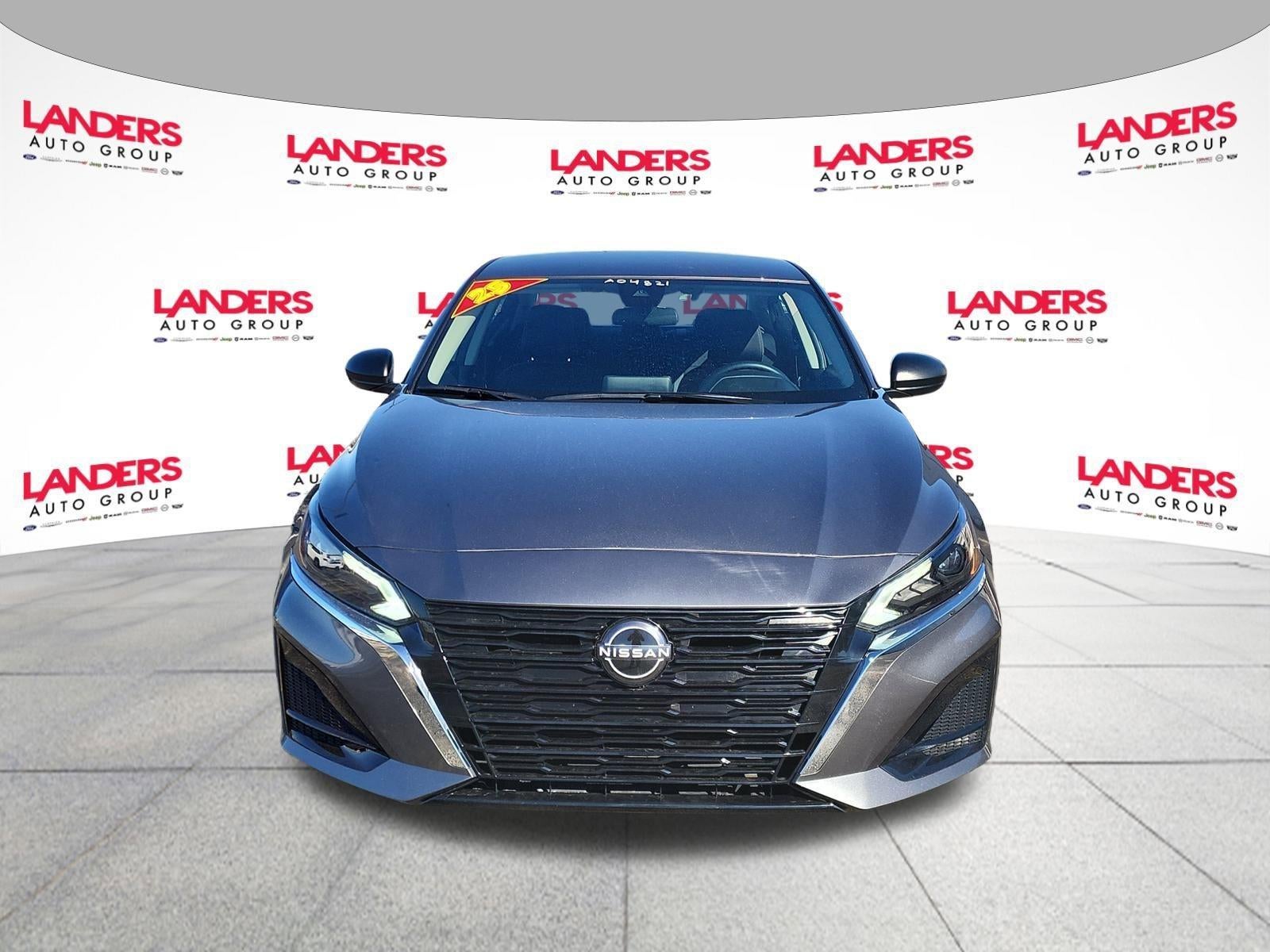 2025 Nissan Altima SV FWD