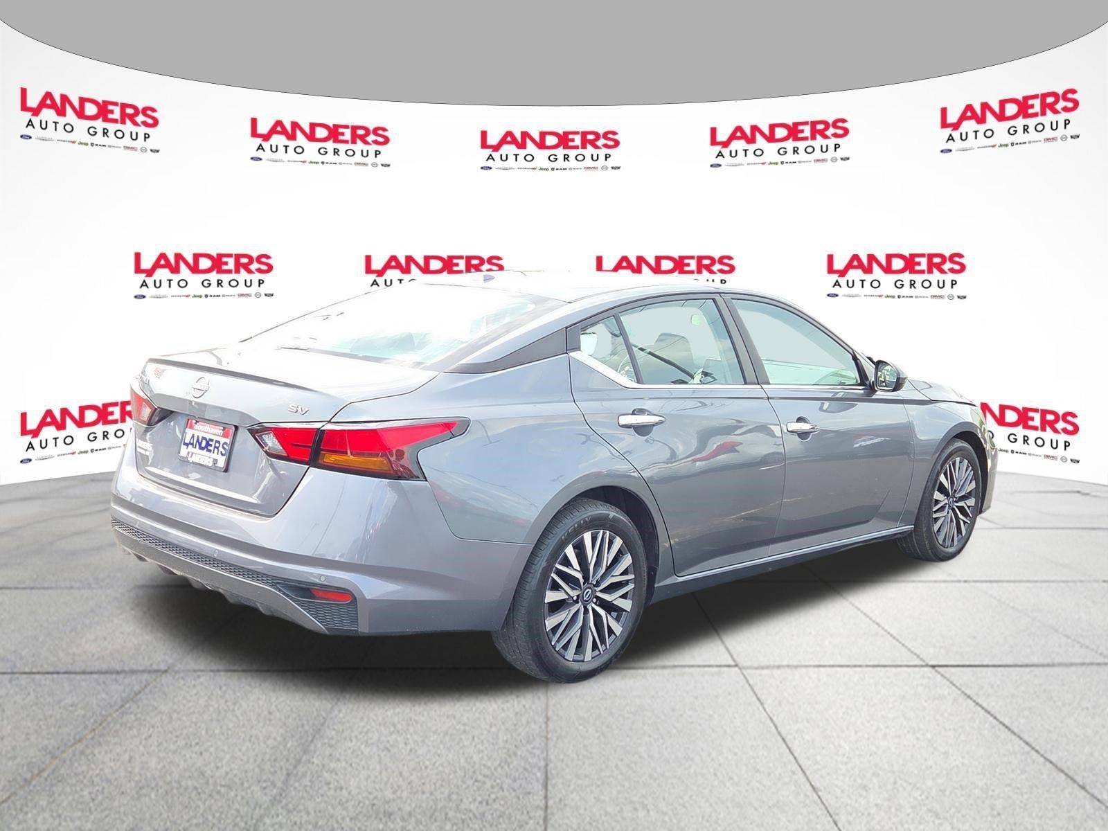2023 Nissan Altima 2.5 SV Sedan
