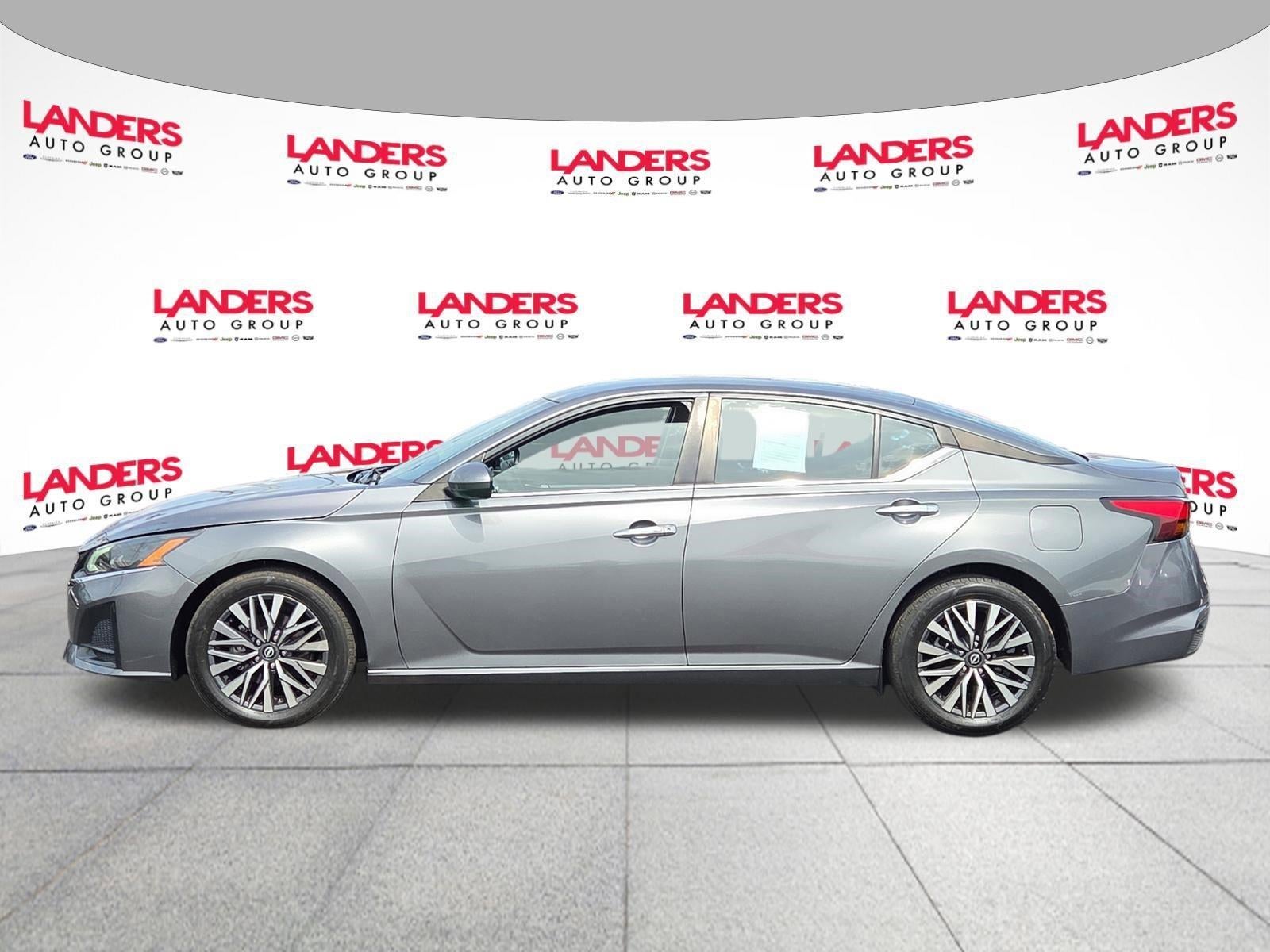 2023 Nissan Altima 2.5 SV Sedan