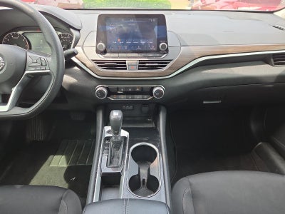 2024 Nissan Altima 2.5 SV Sedan