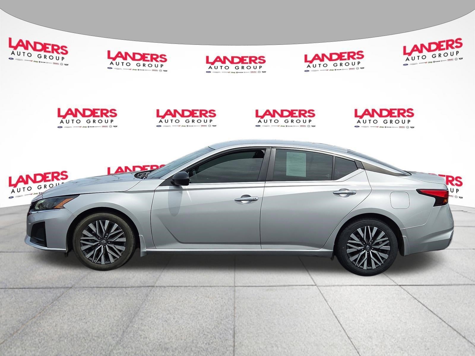 2024 Nissan Altima 2.5 SV Sedan