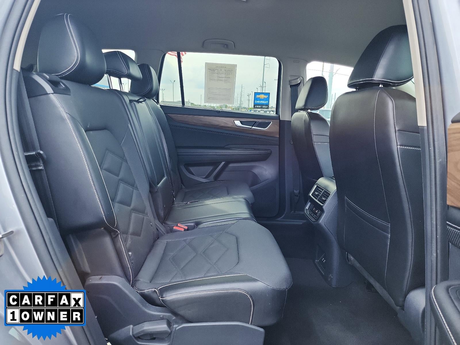 2024 Volkswagen Atlas 2.0T SE w/Technology 4MOTION