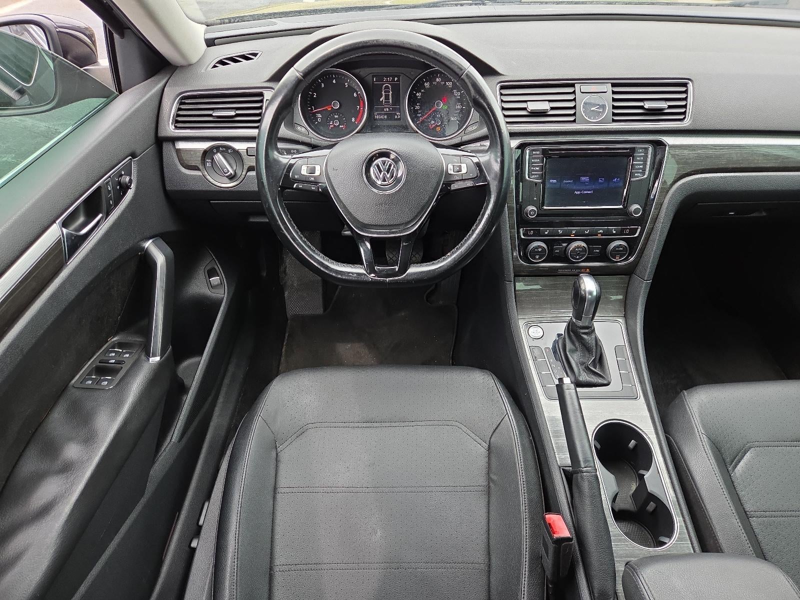 2017 Volkswagen Passat 1.8T SE Auto