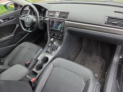 2017 Volkswagen Passat 1.8T SE Auto