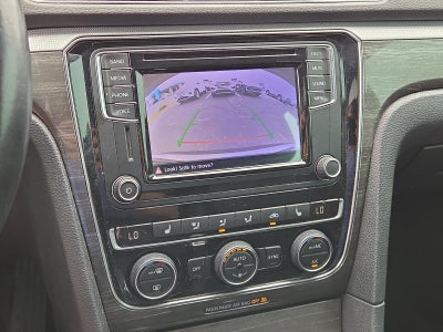 2017 Volkswagen Passat 1.8T SE Auto