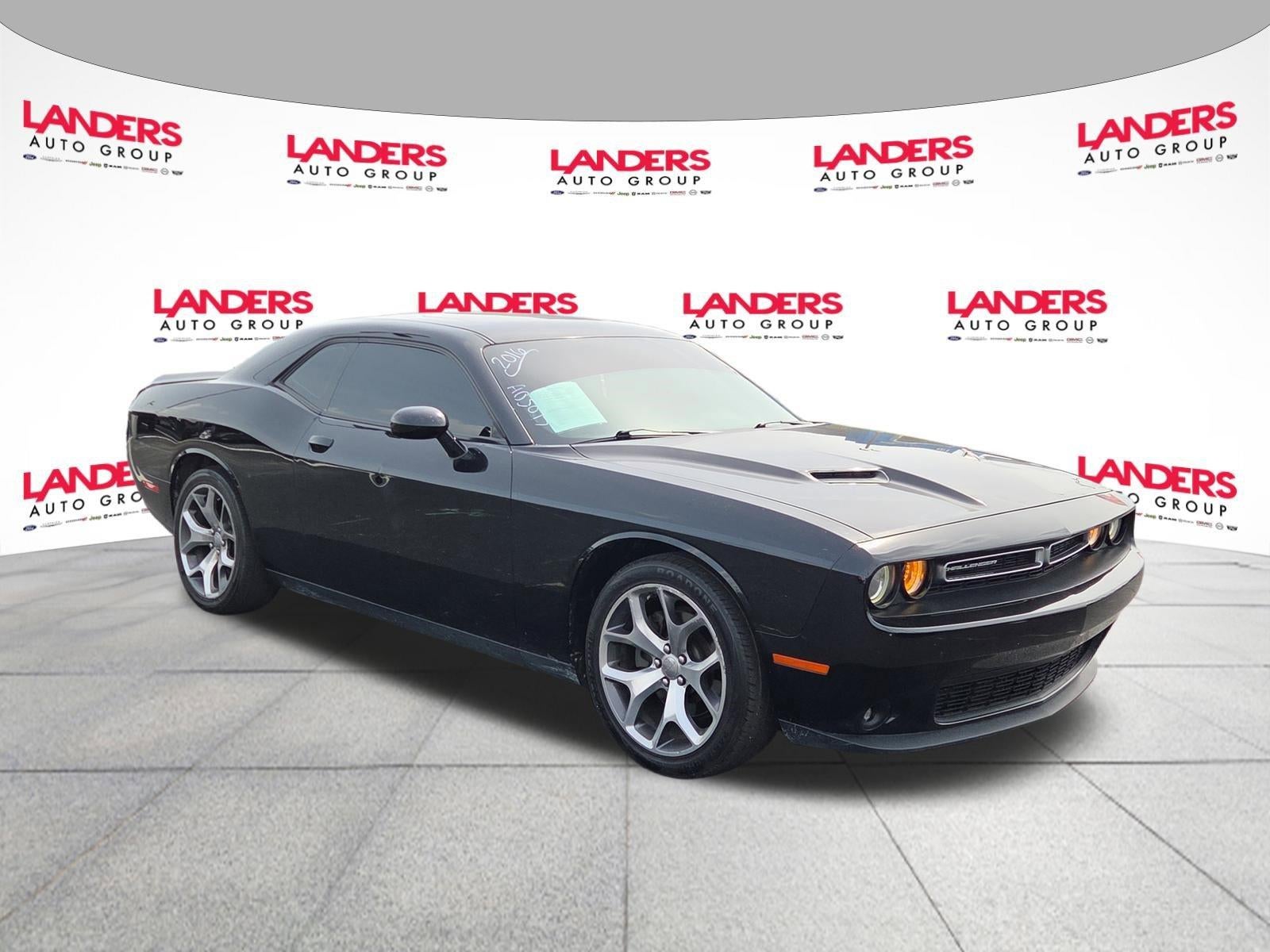 2016 Dodge Challenger 2dr Cpe SXT Plus