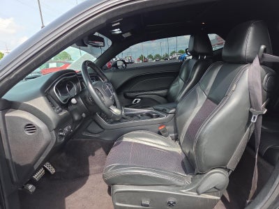 2016 Dodge Challenger 2dr Cpe SXT Plus
