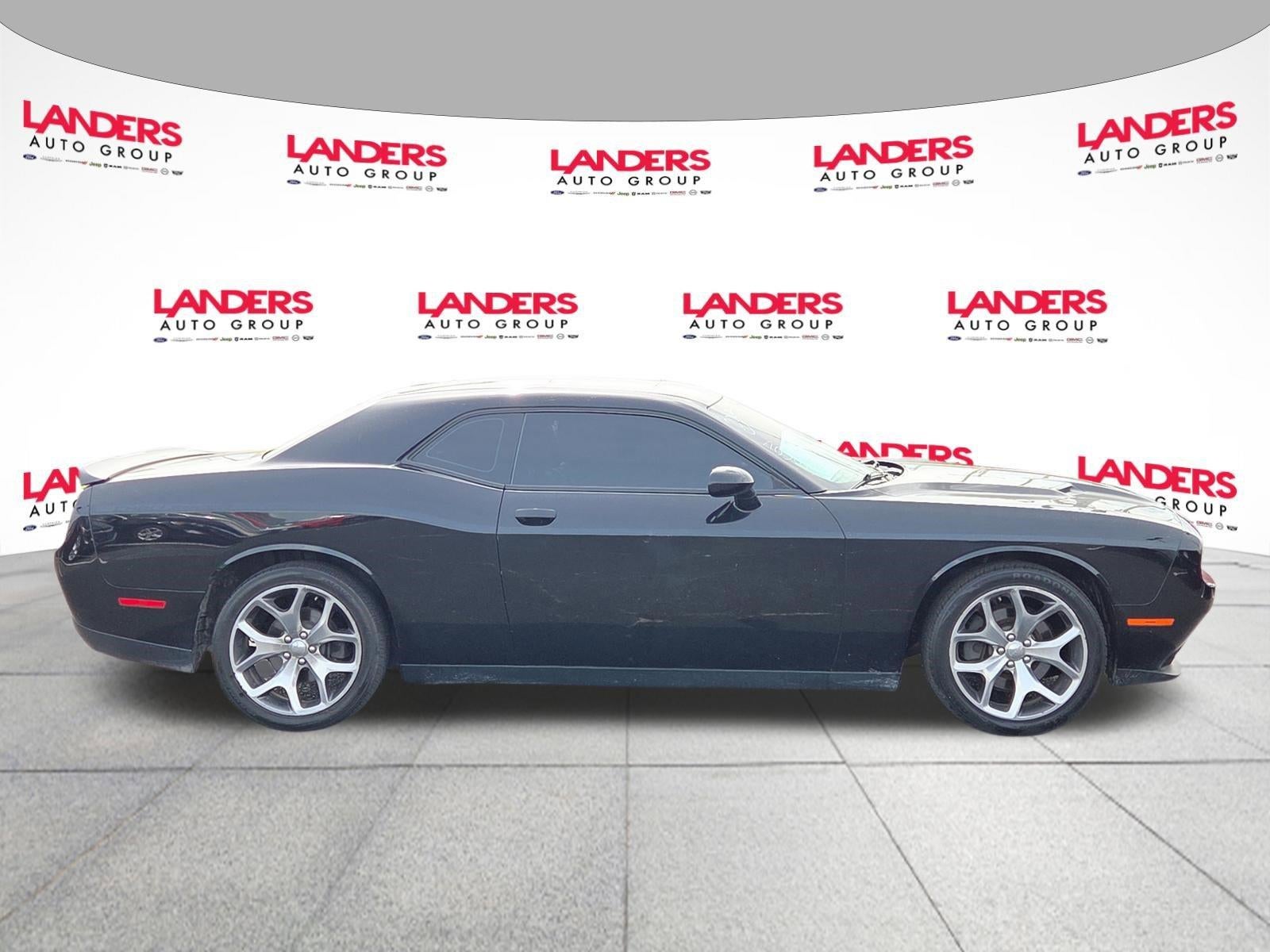 2016 Dodge Challenger 2dr Cpe SXT Plus