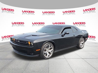 2016 Dodge Challenger 2dr Cpe SXT Plus