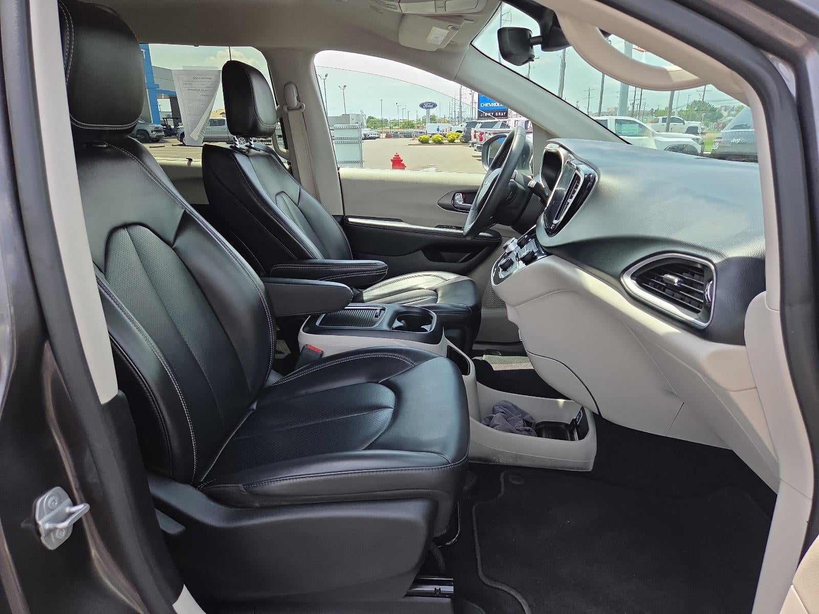 2023 Chrysler Pacifica Touring L FWD