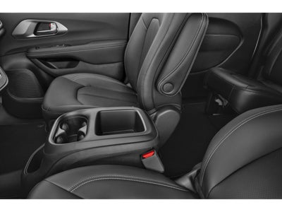 2025 Chrysler Voyager LX FWD