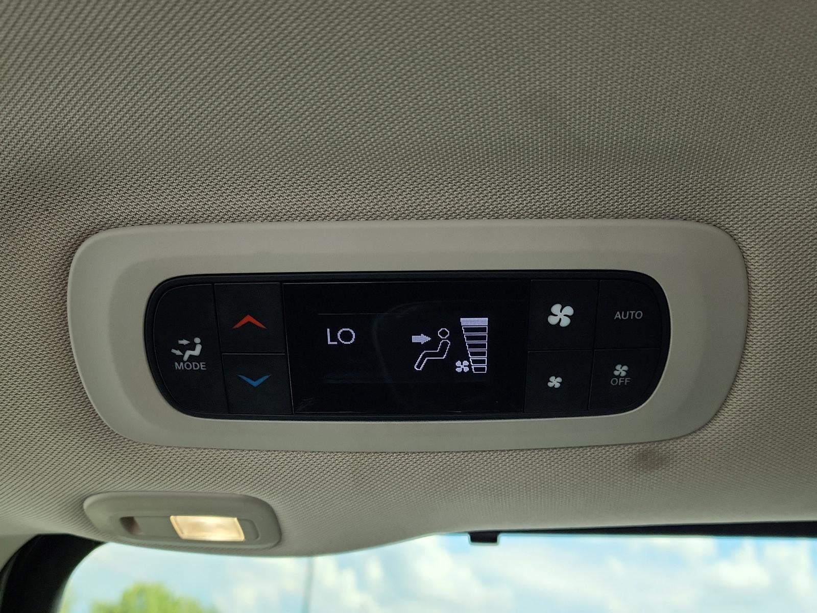 2023 Chrysler Pacifica Limited FWD