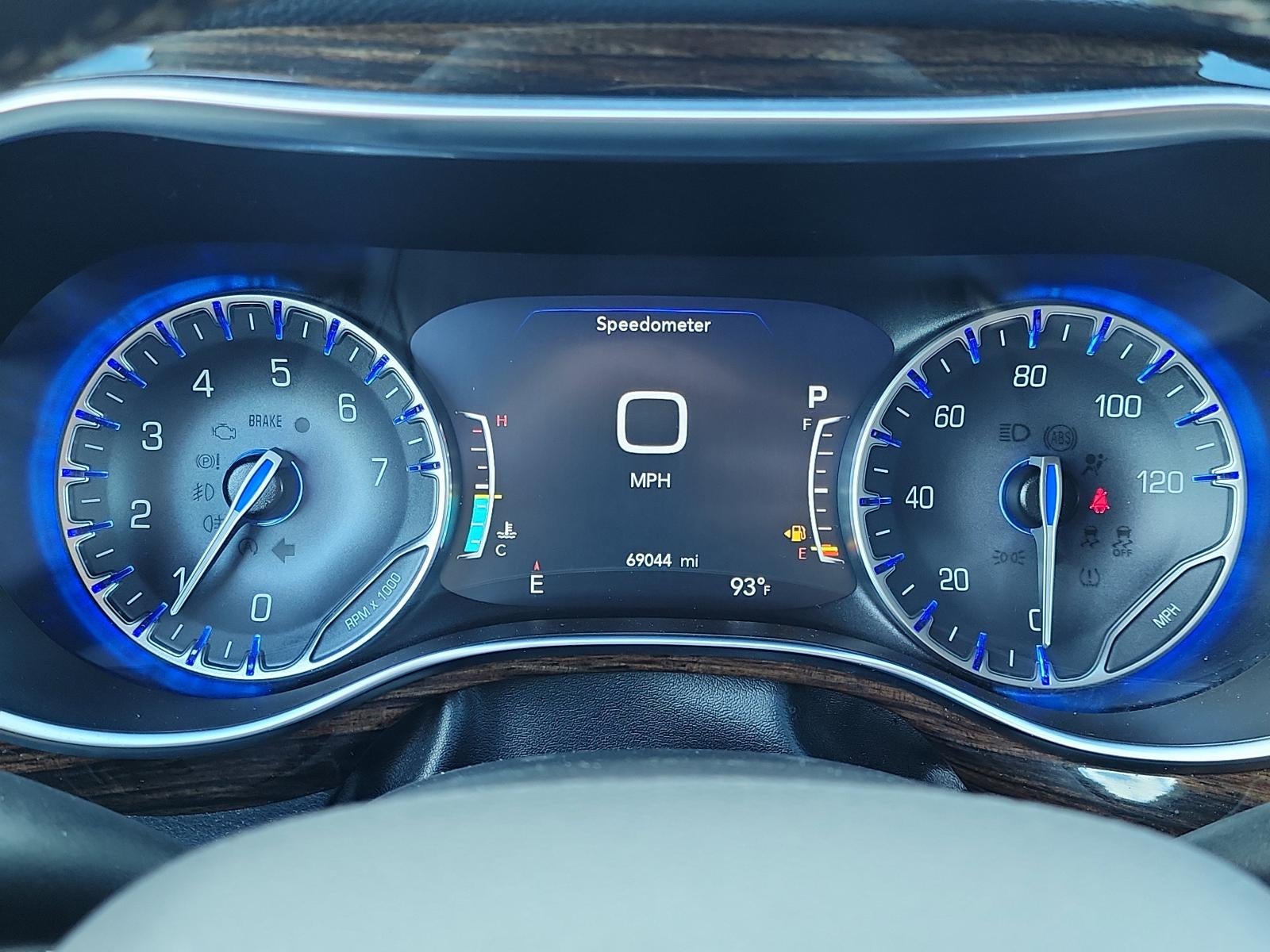 2023 Chrysler Pacifica Limited FWD