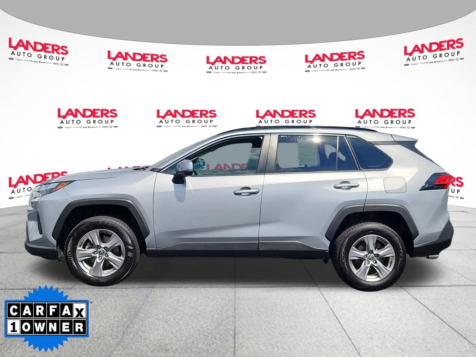 2022 Toyota RAV4 XLE AWD (Natl)