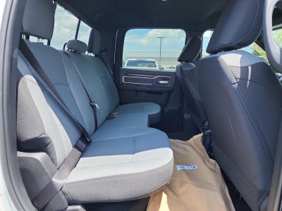 2023 RAM 3500 Chassis Cab SLT 4WD Crew Cab 60" CA 172.4" WB