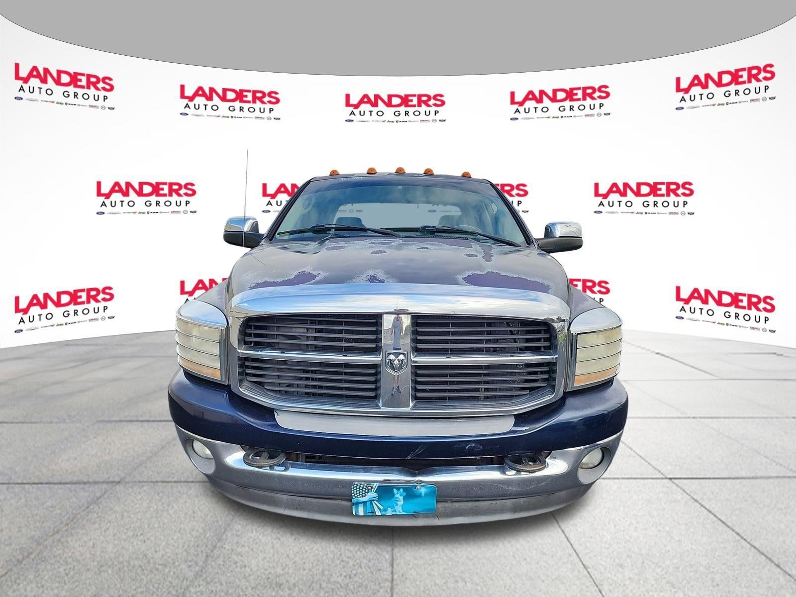 2006 Dodge Ram 3500 4WD Quad Cab 8 Ft Box DRW ST