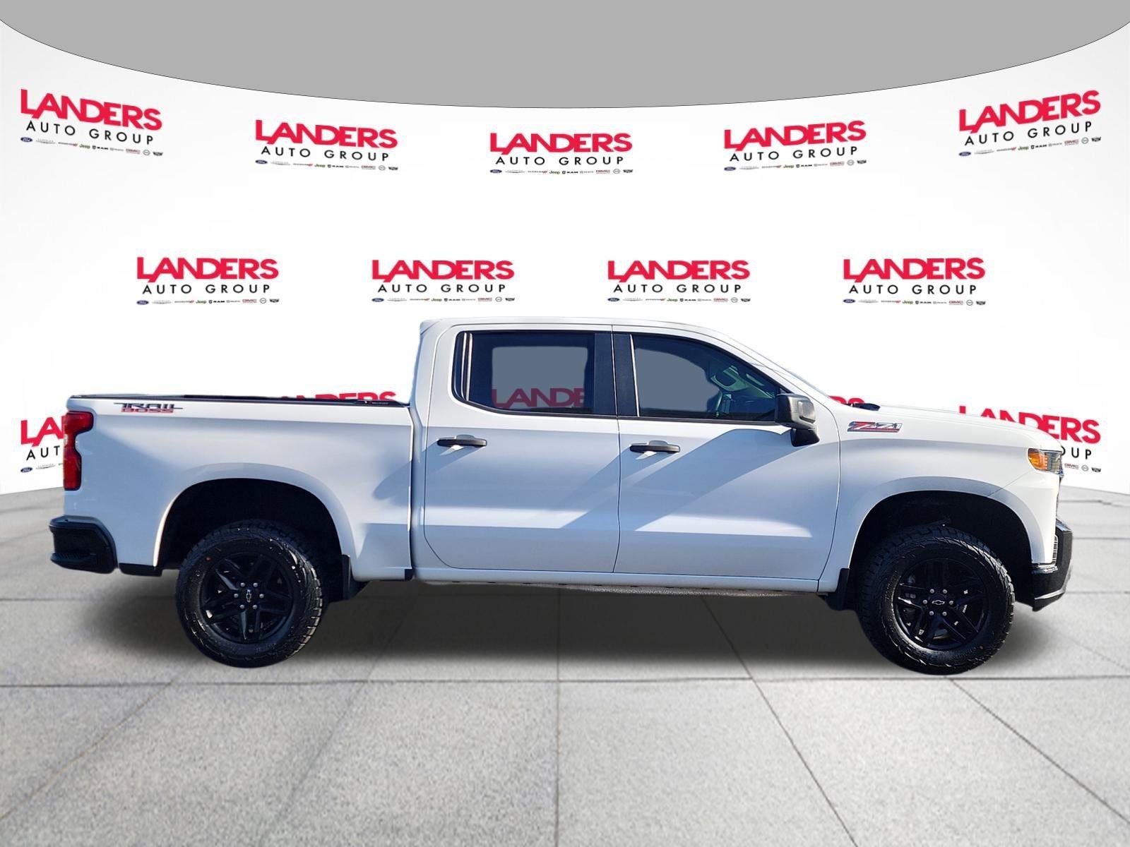 2021 Chevrolet Silverado 1500 Crew Cab Short Box 4-Wheel Drive Custom Trail Boss