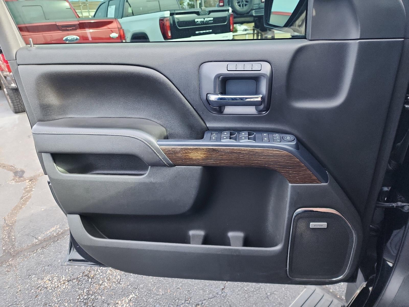 2017 GMC Sierra 1500 Crew Cab Short Box 4-Wheel Drive Denali