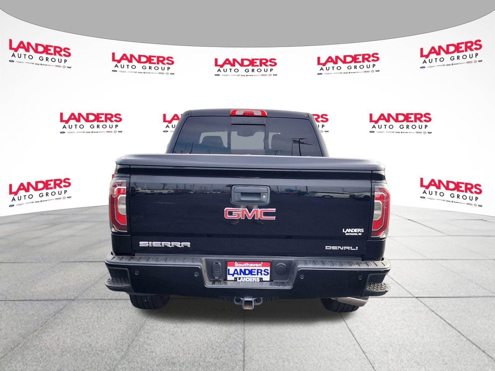 2017 GMC Sierra 1500 Crew Cab Short Box 4-Wheel Drive Denali