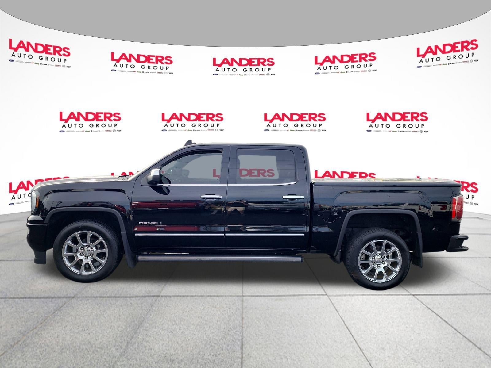 2017 GMC Sierra 1500 Crew Cab Short Box 4-Wheel Drive Denali
