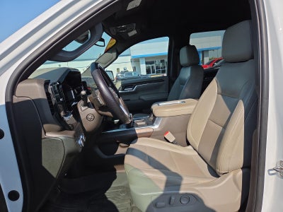 2022 GMC Sierra 1500 Crew Cab Short Box 4-Wheel Drive SLT