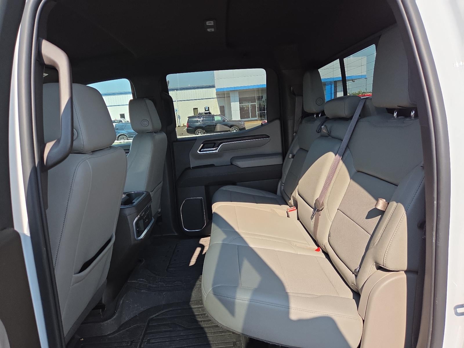 2022 GMC Sierra 1500 Crew Cab Short Box 4-Wheel Drive SLT