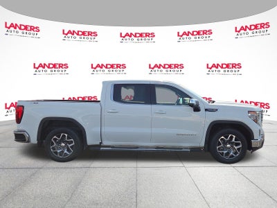 2022 GMC Sierra 1500 Crew Cab Short Box 4-Wheel Drive SLT