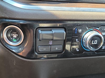 2022 GMC Sierra 1500 Crew Cab Short Box 4-Wheel Drive SLT
