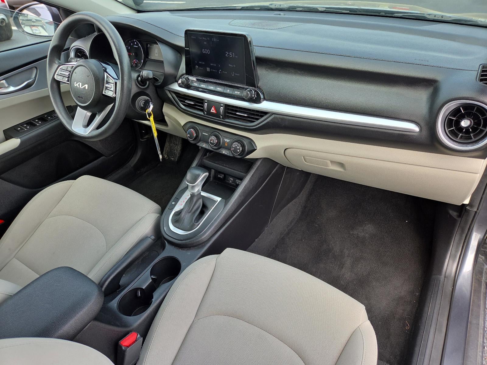 2023 Kia Forte LXS IVT