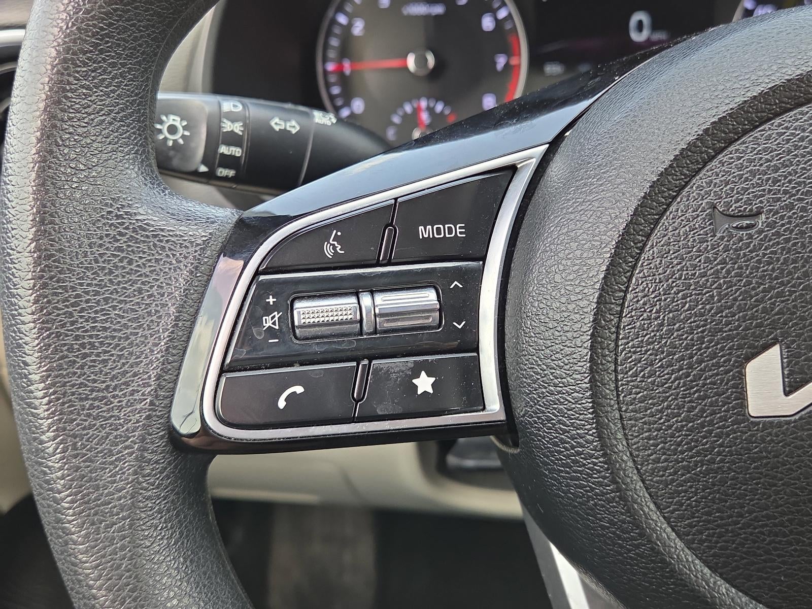 2023 Kia Forte LXS IVT