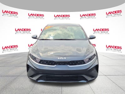 2023 Kia Forte LXS IVT