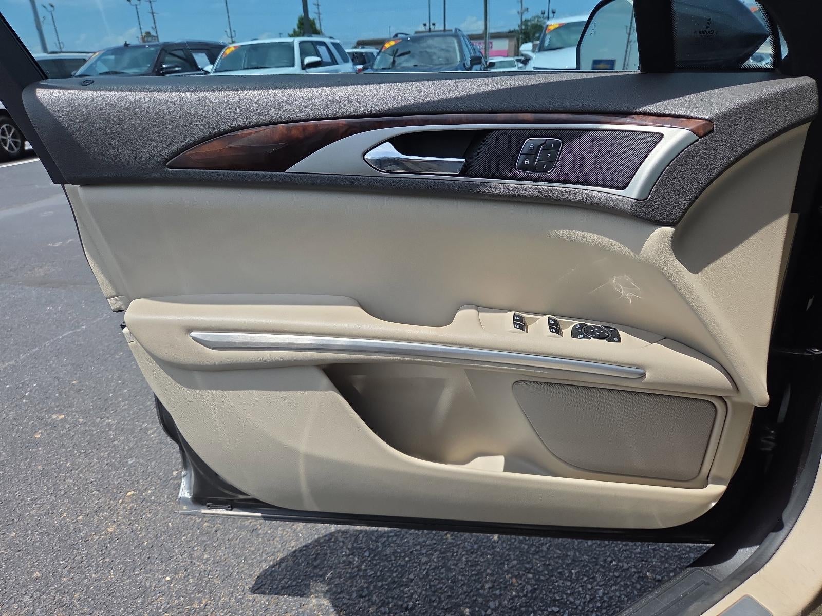 2016 Lincoln MKZ 4dr Sdn FWD