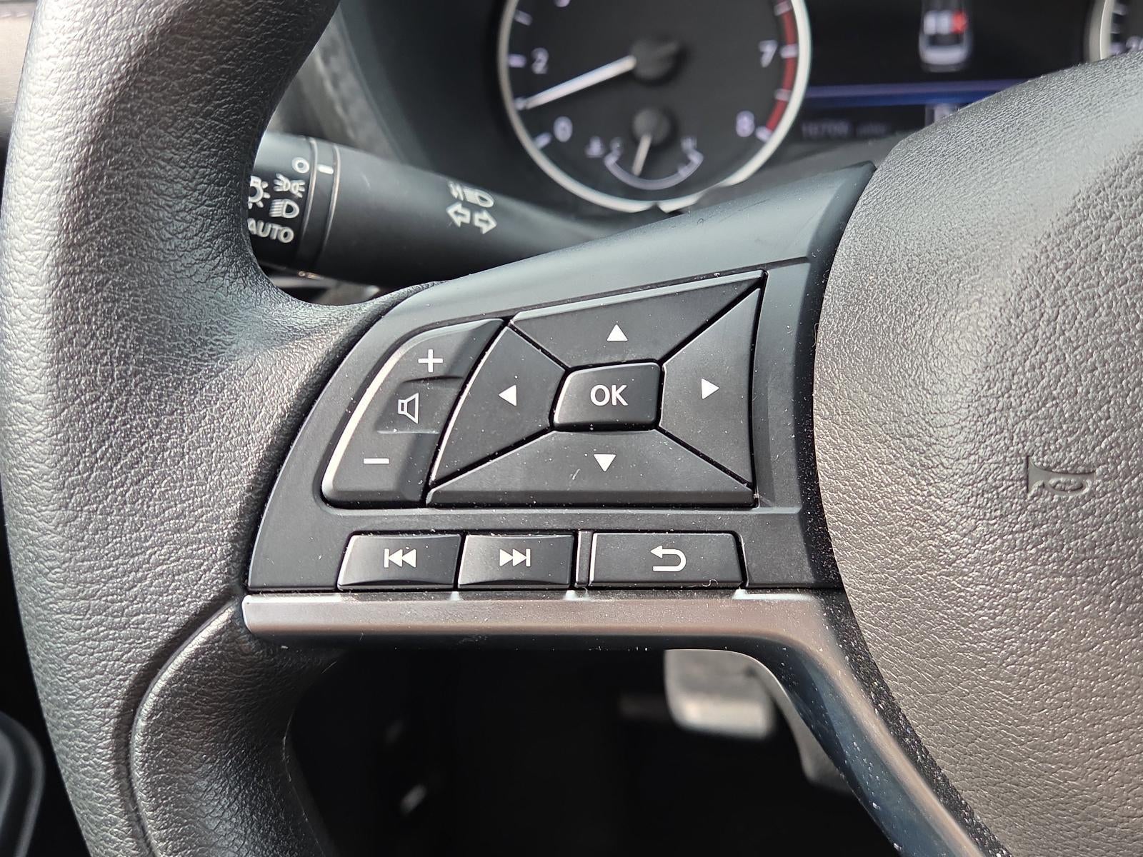 2025 Nissan Sentra SV CVT