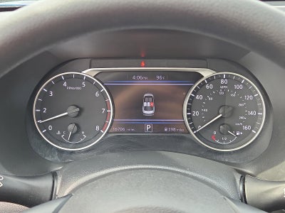 2025 Nissan Sentra SV CVT