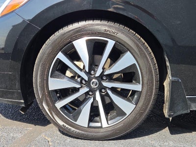 2023 Nissan Sentra SV CVT