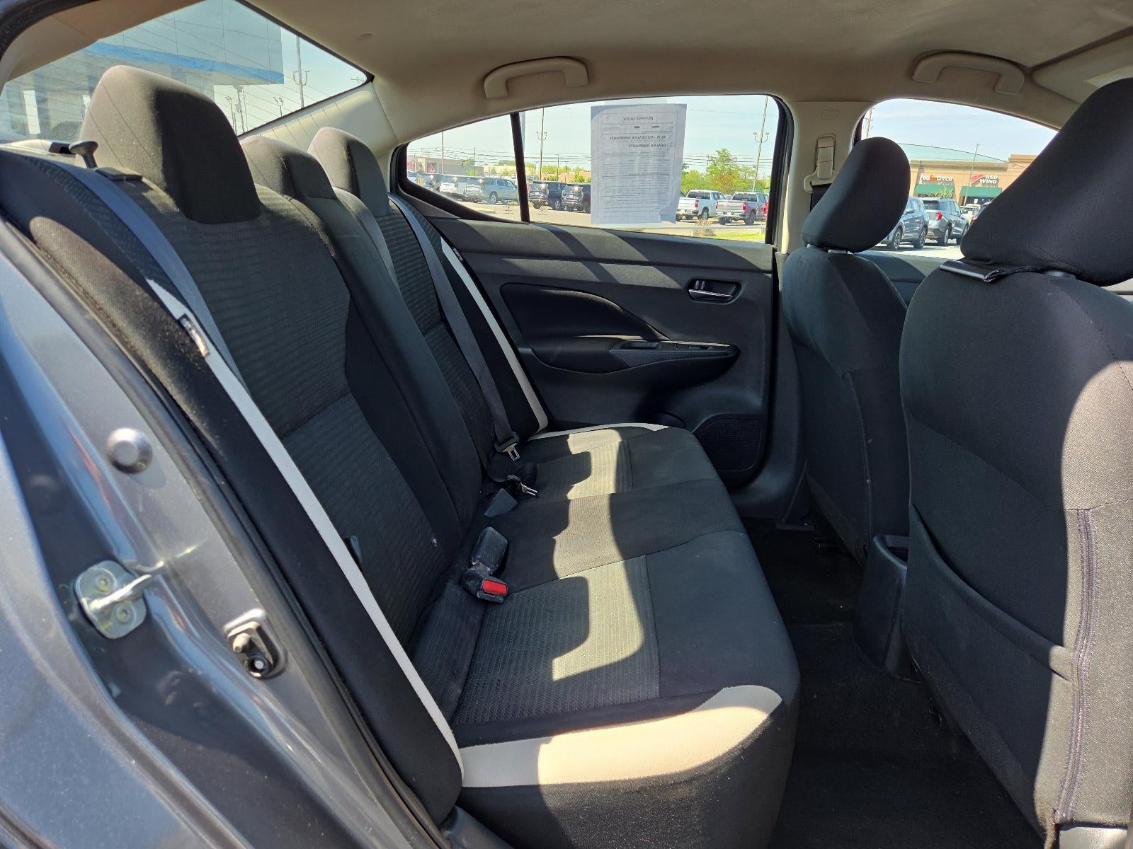 2021 Nissan Versa SV CVT