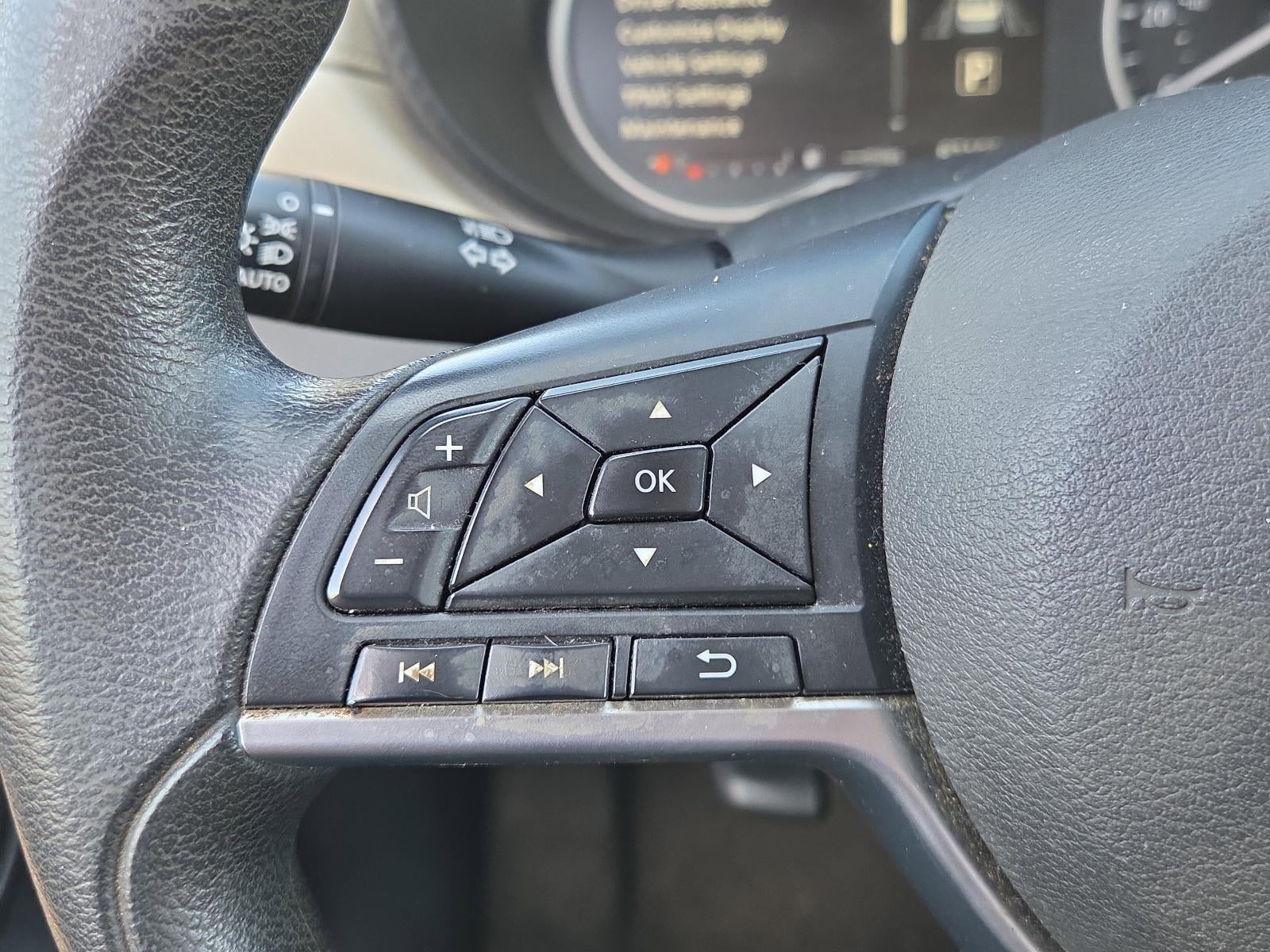 2021 Nissan Versa SV CVT